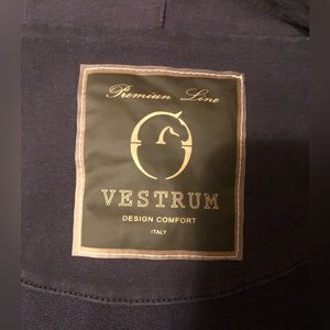 Vestrum Zip Up